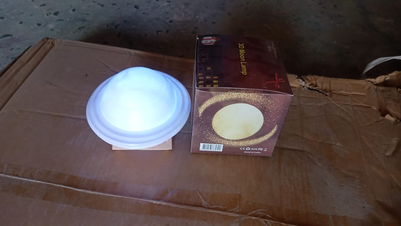 3D Saturn Lamp Home Decoration Bedside Night Light With Base (1 pc / Multicolor) 3D Saturn Lamp Home Decoration Bedside Night Light With Base (1 pc / Multicolor)